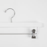 Hangers / White Wood Bottom Hanger